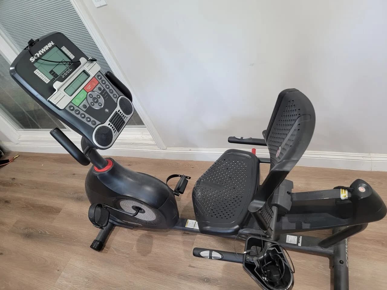 실내 운동 자전거
					무빙세일
					OC