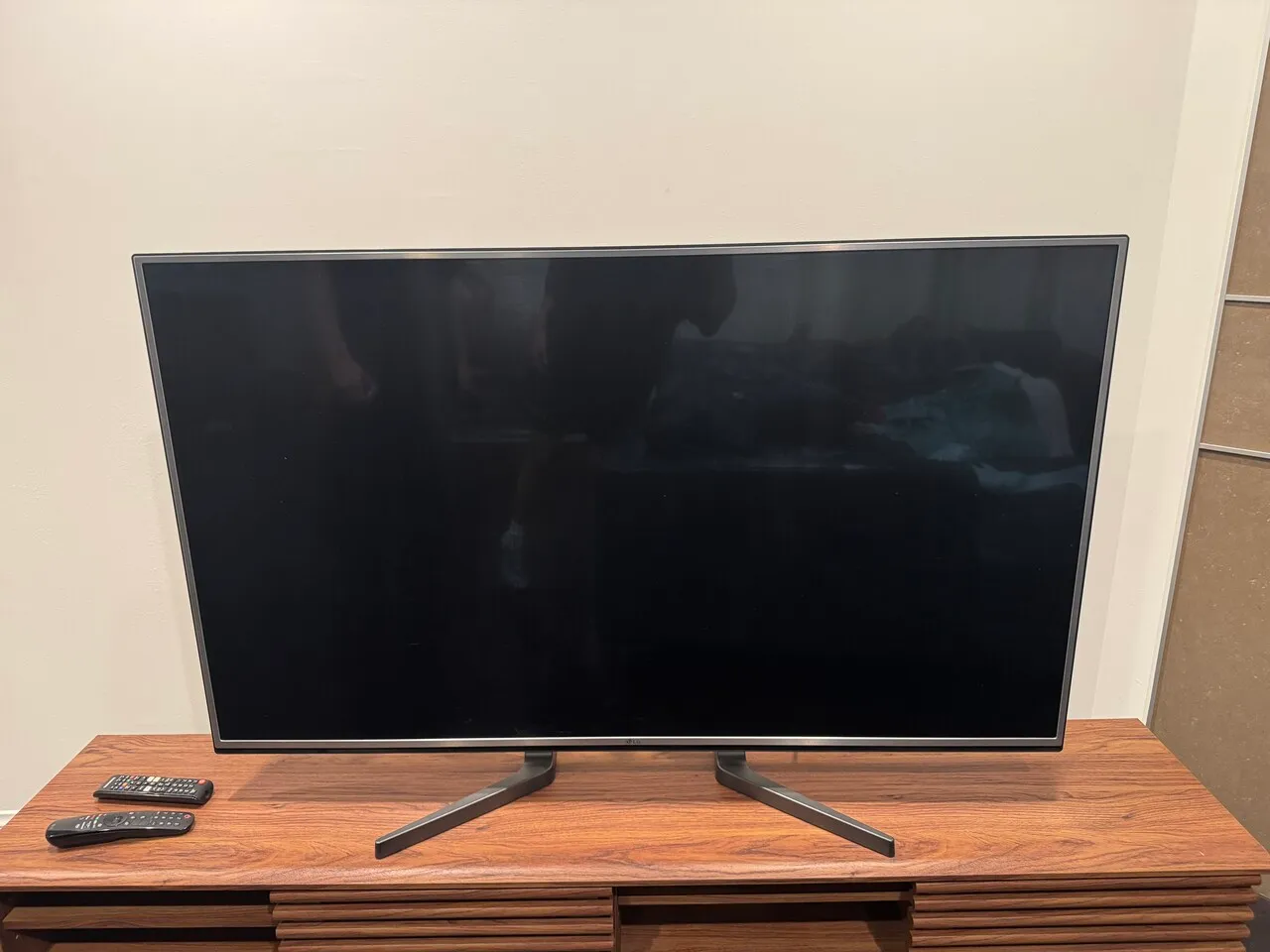 무빙세일로 인한 LG 55인치 TV 내놓습니다.
					전자/가전
					Korea Town