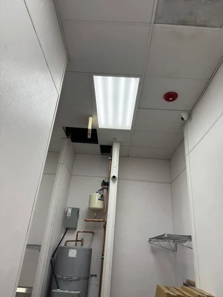 CCTV (DVR) 및 POS 설치 및 전문!
					전자/가전
					모든 지역