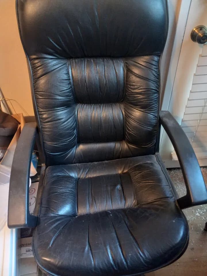 사무실 오피스 중고 의자 판매 합니다
					가구
					레이크 포레스트