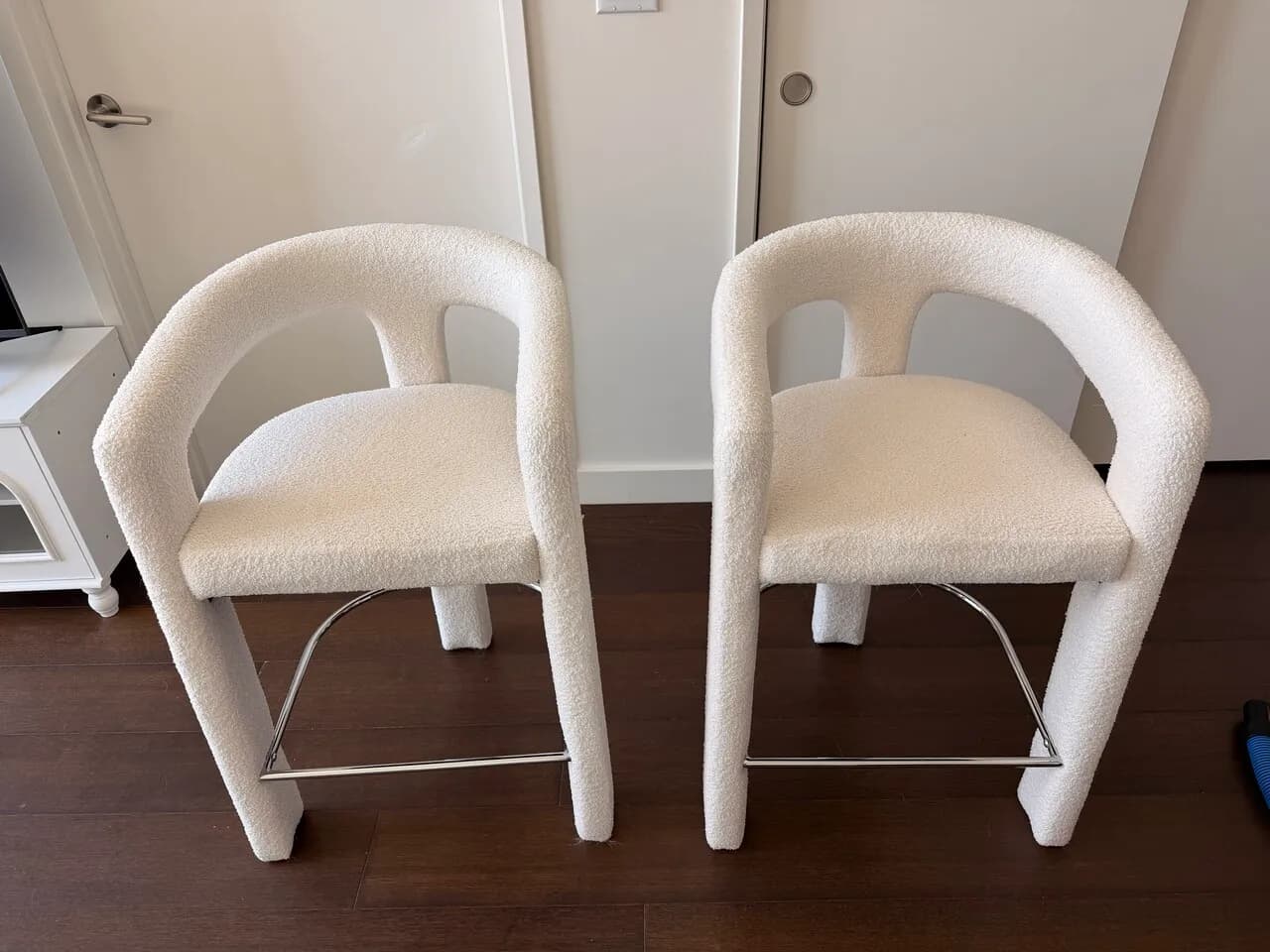 Bar stool chair 판매합니다
					가구
					300