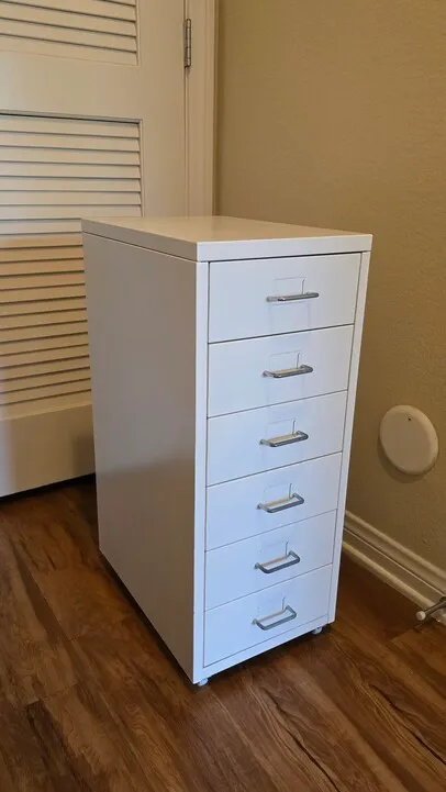 6단 오피스 서랍 $50, 4단 플라스틱 서랍 $40
					가구
					Irvine