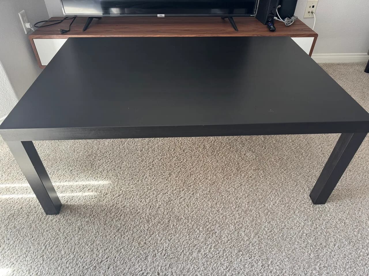 IKEA Side table
					무빙세일
					Mid-wilshire, Los Angeles