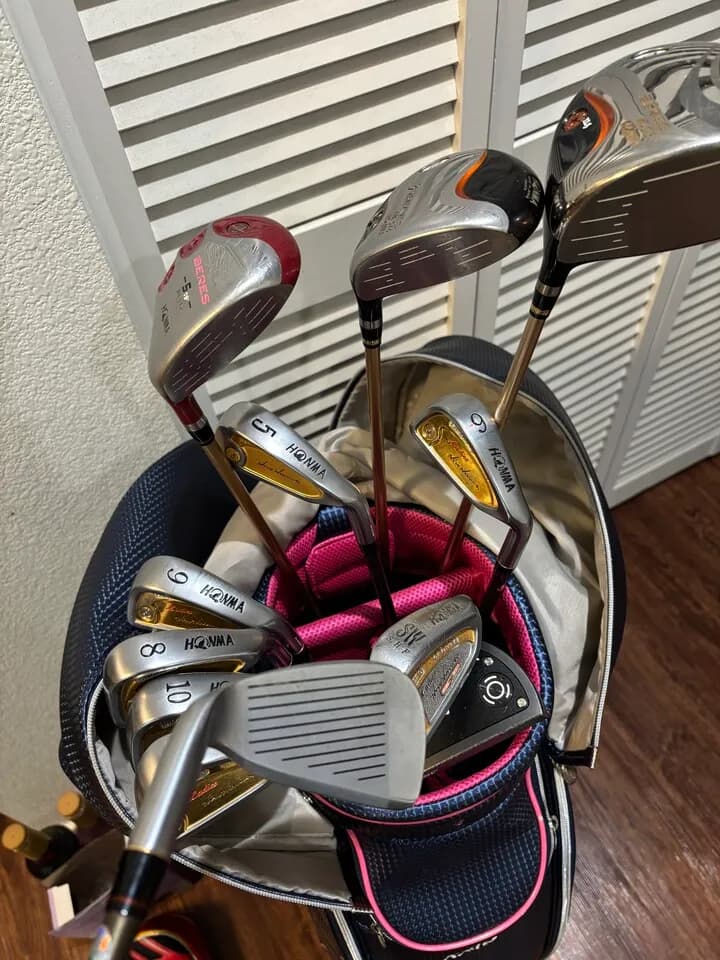 여성용 HONMA GOLF LB-280 4star 24K gold
					운동/건강
					Los Angeles