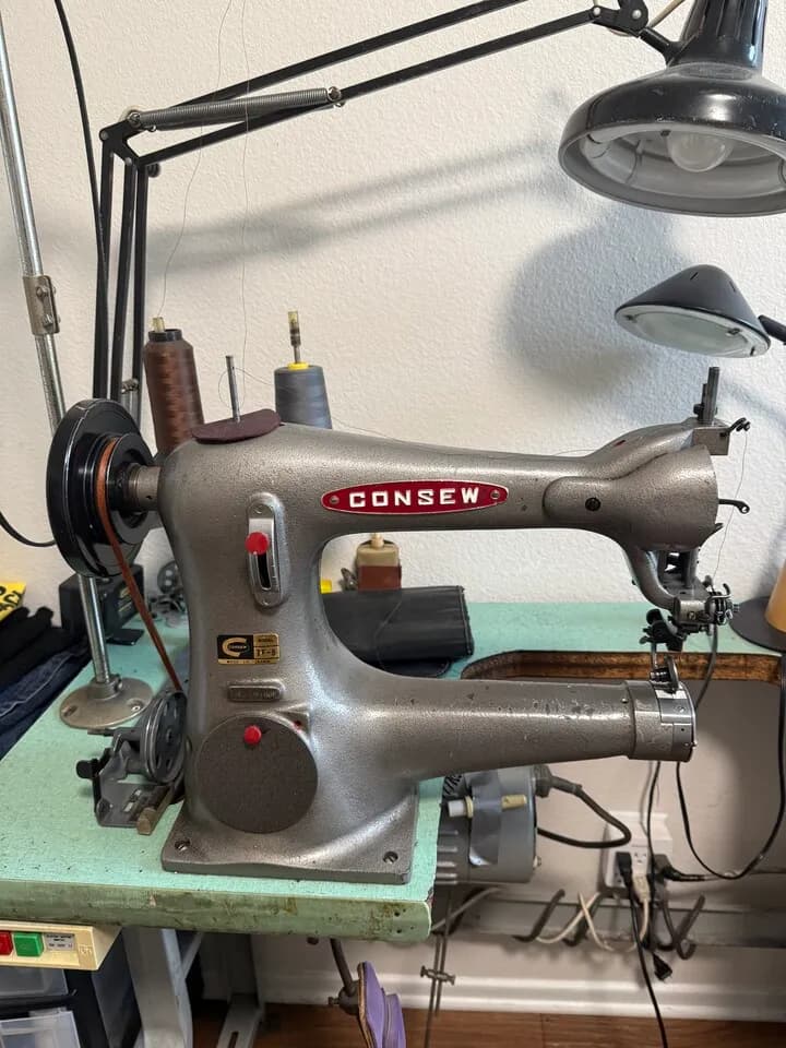 가죽제품 미싱
					무빙세일
					엘에이