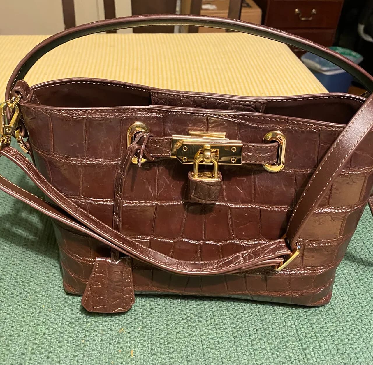 악어 가방
					의류/패션
					Los Angeles