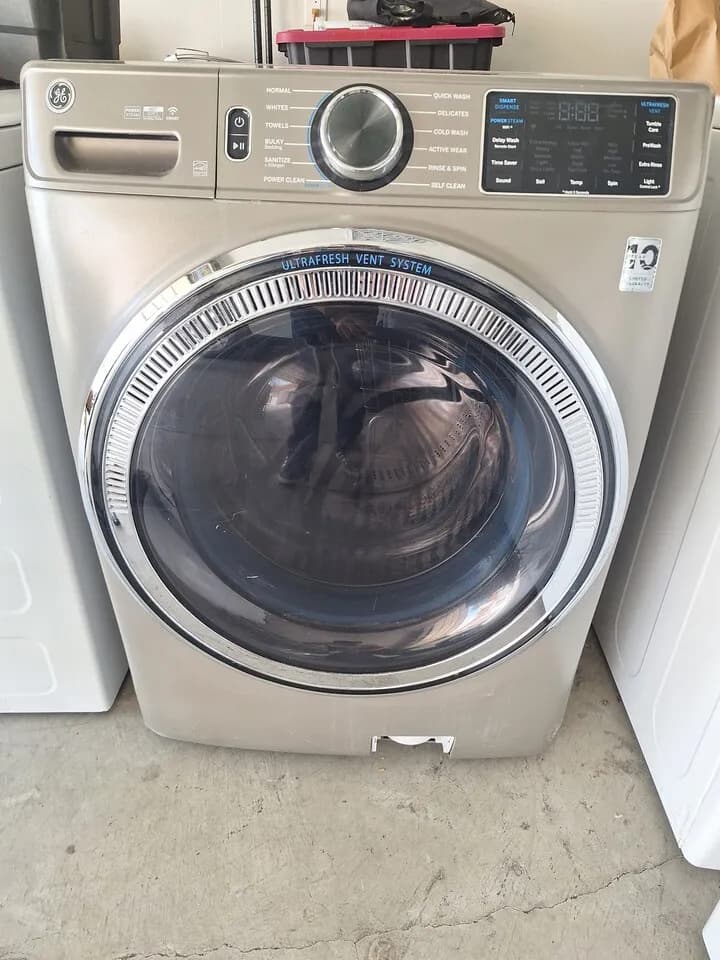 GE 엑스트라 라지 세탁기
					전자/가전
					LA