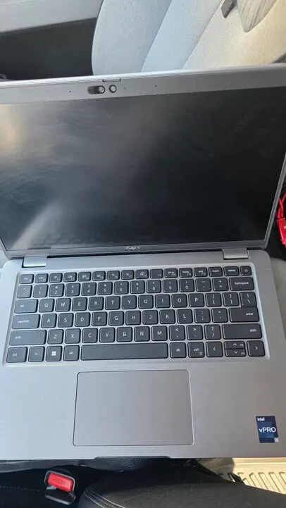 Dell 노트북 컴퓨터 팔아요
					전자/가전
					LA