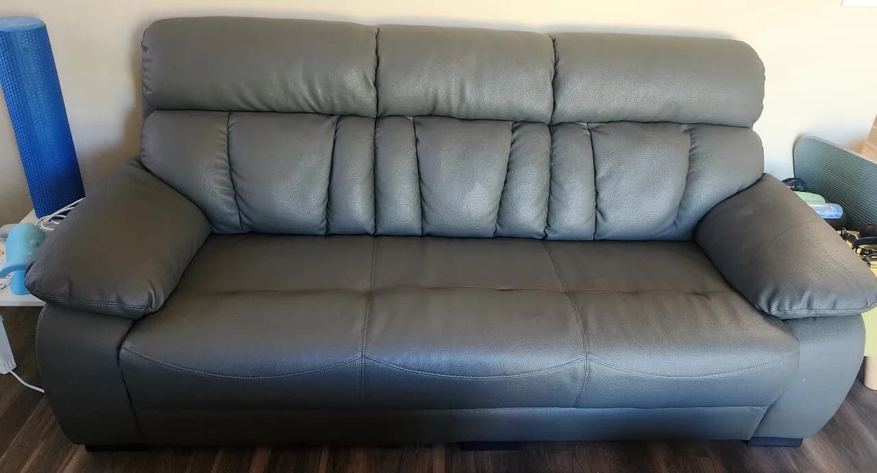 가죽소파 5피스 풀세트(한국배송)
					무빙세일
					Riverside