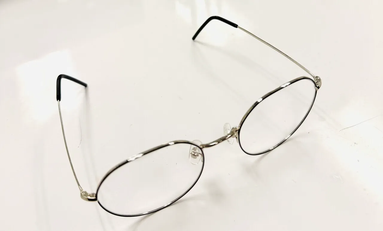 안경마을에서 안경테와 안경렌즈 저렴한 가격판매
					의류/패션
					Los Angeles