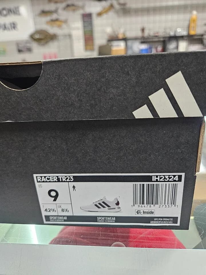 아디다스 남자 신발 사이즈 9
					의류/패션
					Los Angeles