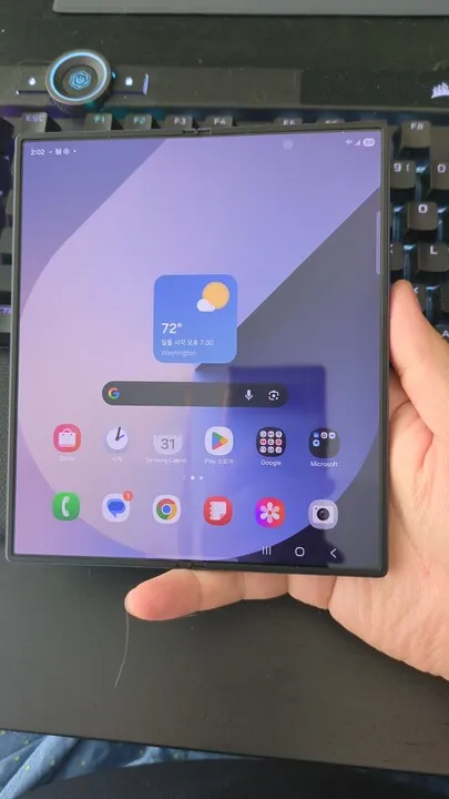 Samsung fold6
					전자/가전
					한인타운