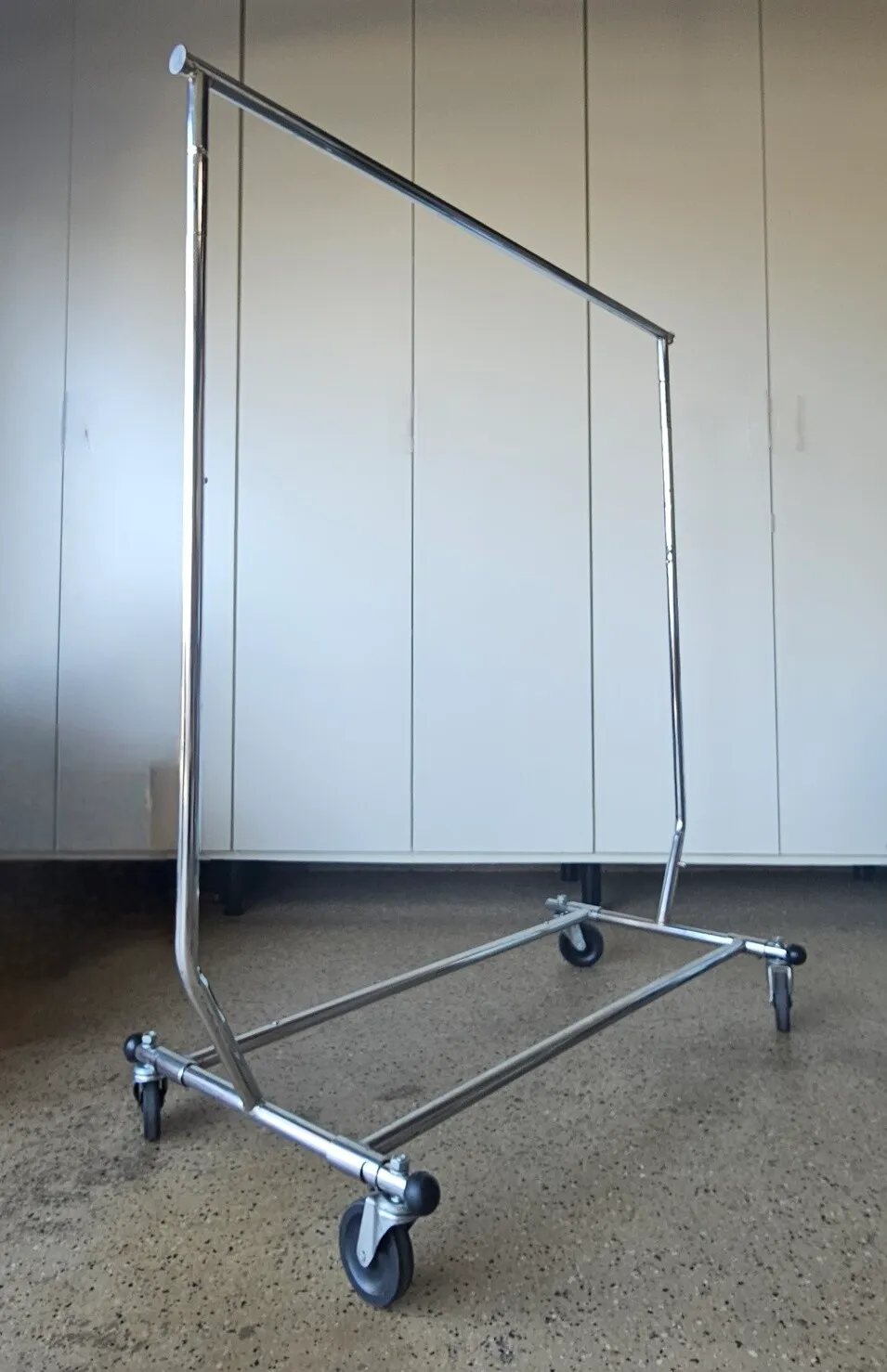 중고 rolling rack
					기타
					부팍