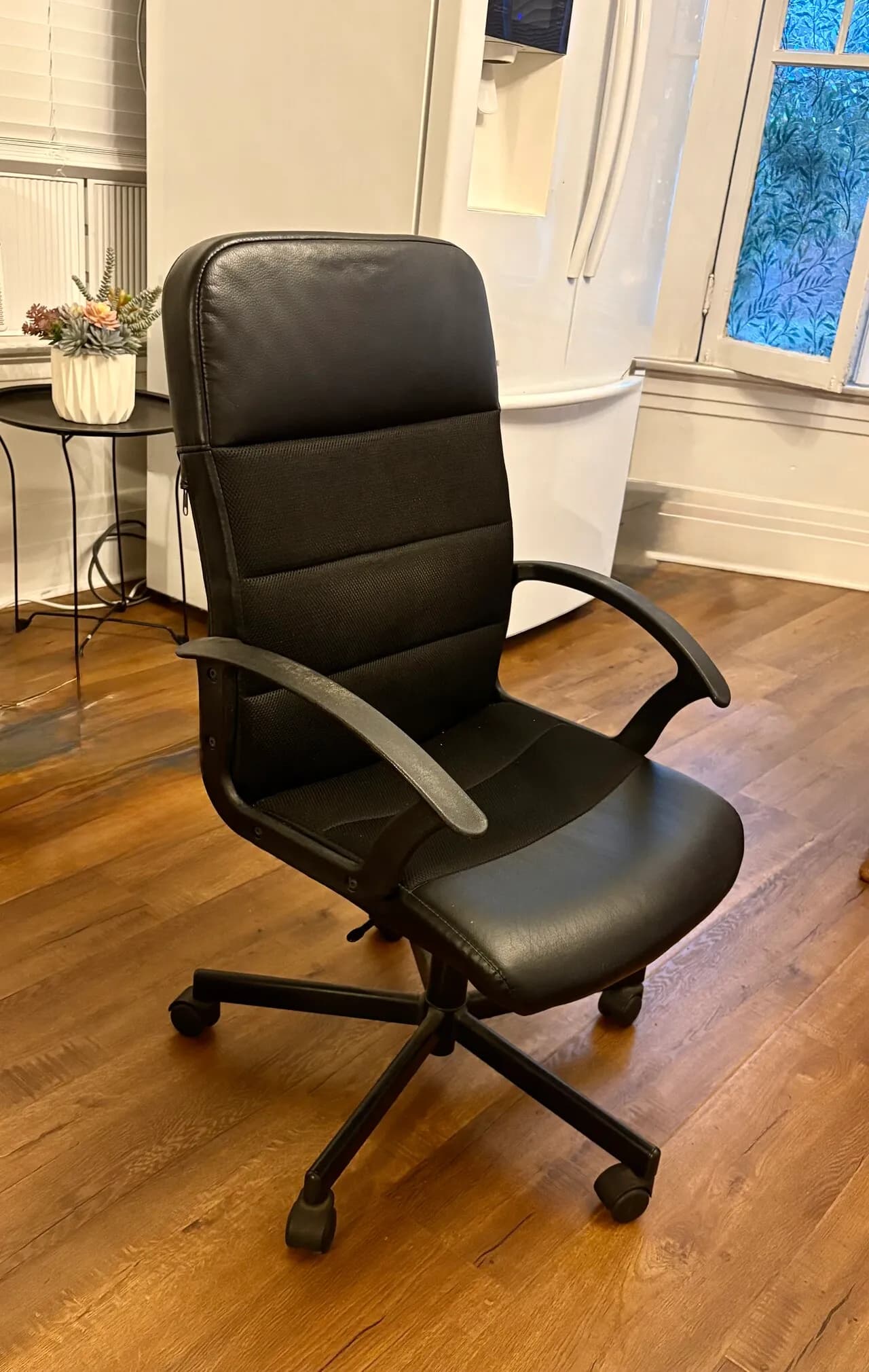 컴퓨터 체어
					무빙세일
					한타