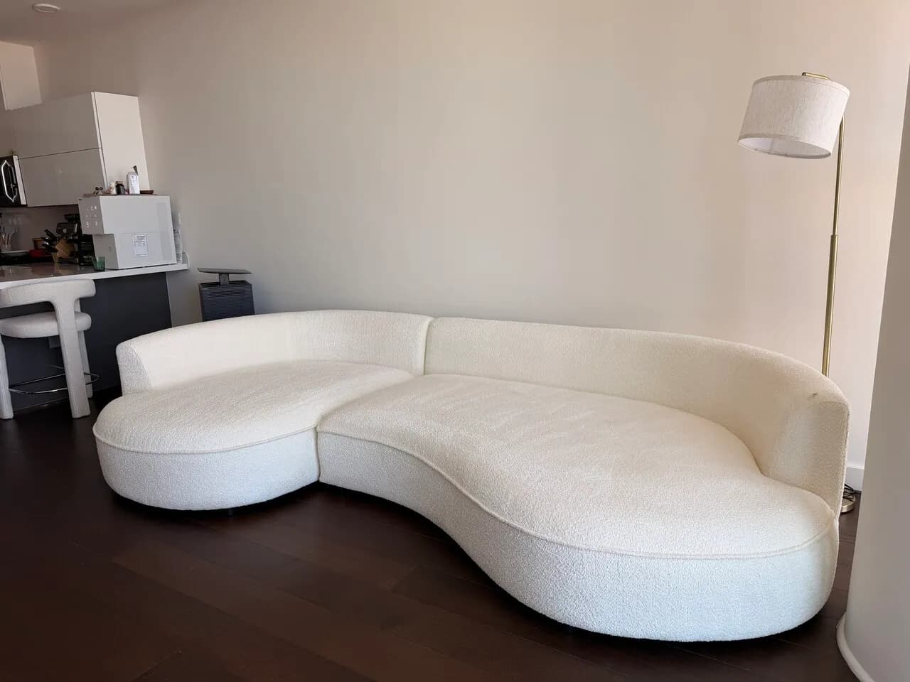 Couch 정리합니다
					무빙세일
					Los Angeles