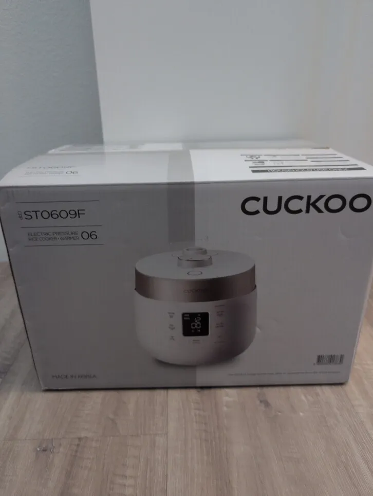 Cuckoo 밥솥 (새것)
					무빙세일
					Koreatown