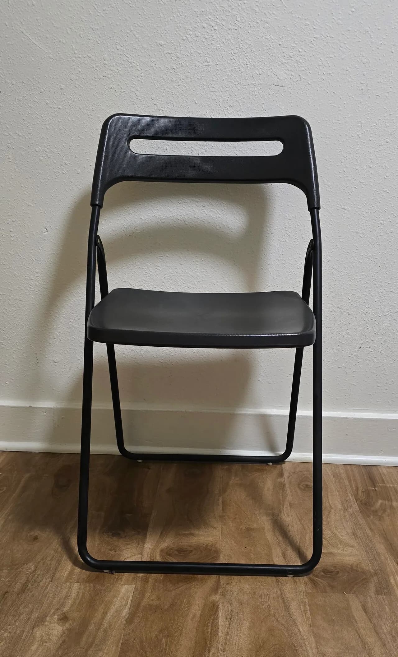 접이식 의자
					무빙세일
					Los Angeles