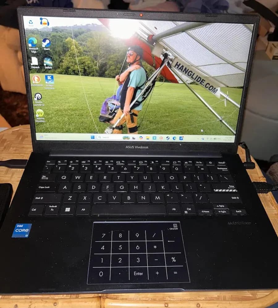 ASUS 13세대 i3 cpu, 8GB, 14인치 랩탑 노트북
					전자/가전
					Buena Park