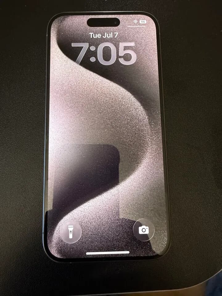 Iphone 15 pro
					전자/가전
					Los Angeles