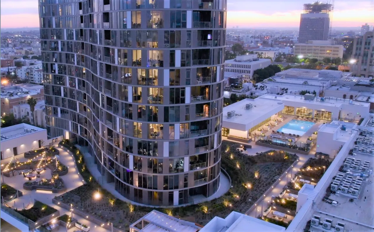 한타신규Hi-rise KURVE 1br1ba 800sf+4주FreeNO소셜유학생OK
					1 Bed
					Los Angeles's preview 0