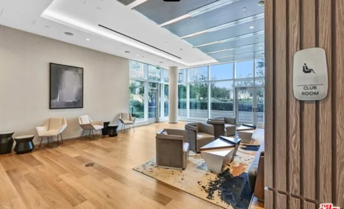 다운타운 메트로폴리스 럭셔리 하이라이즈 콘도 1Bed/1Bath $3300
					콘도
					Dtla's preview 1