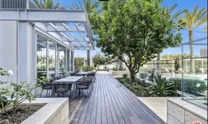다운타운 메트로폴리스 럭셔리 하이라이즈 콘도 1Bed/1Bath $3300
					콘도
					Dtla's preview 2