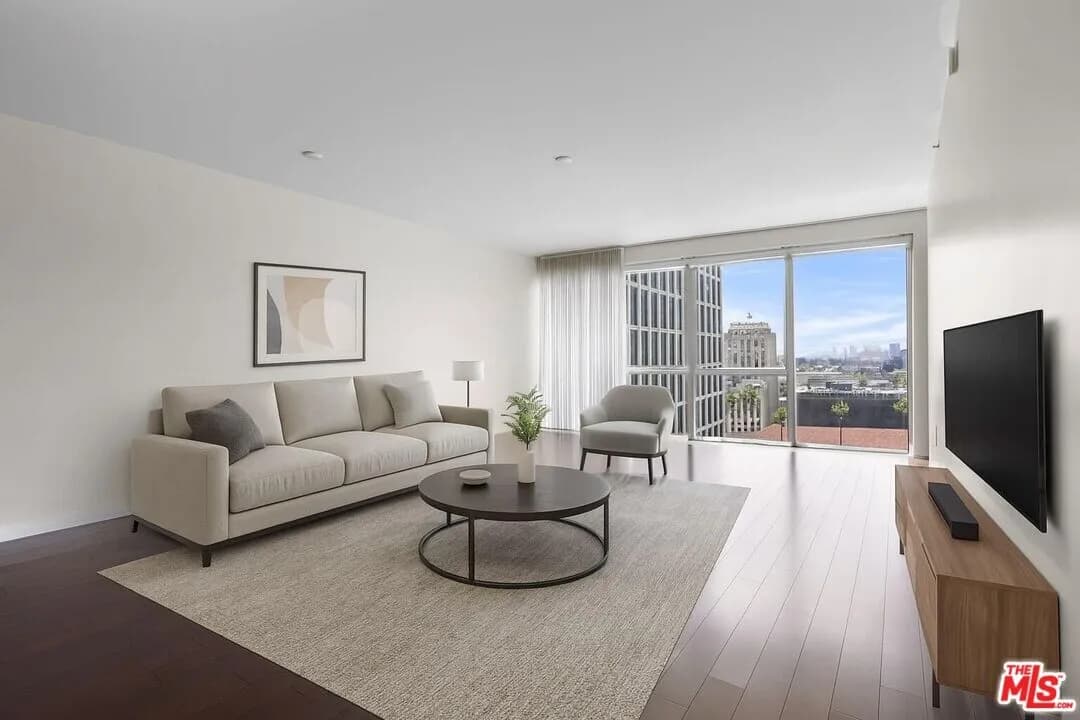 한인타운 마당몰 앞 고층 최고급 콘도 2Beds/2Baths/2Parking
					아파트
					한타koreatown's preview 0