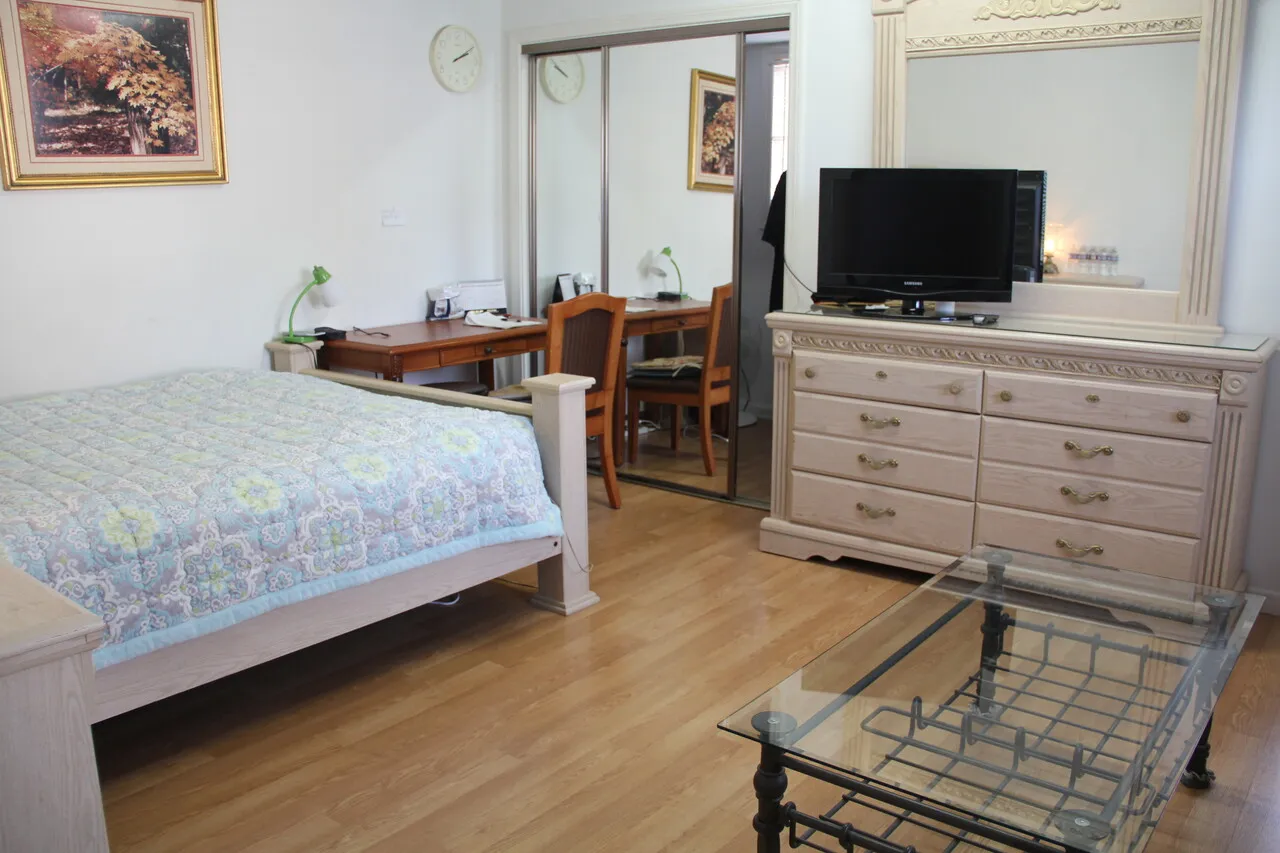 LA Guest House 입니다.
					하숙/민박
					Los Angeles's preview 2