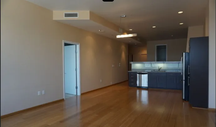 다운타운 하이라이즈 콘도 1100 WILSHIRE 방 2/ 화 2 / 파킹 2
					2 Bed
					Dtla's preview 3