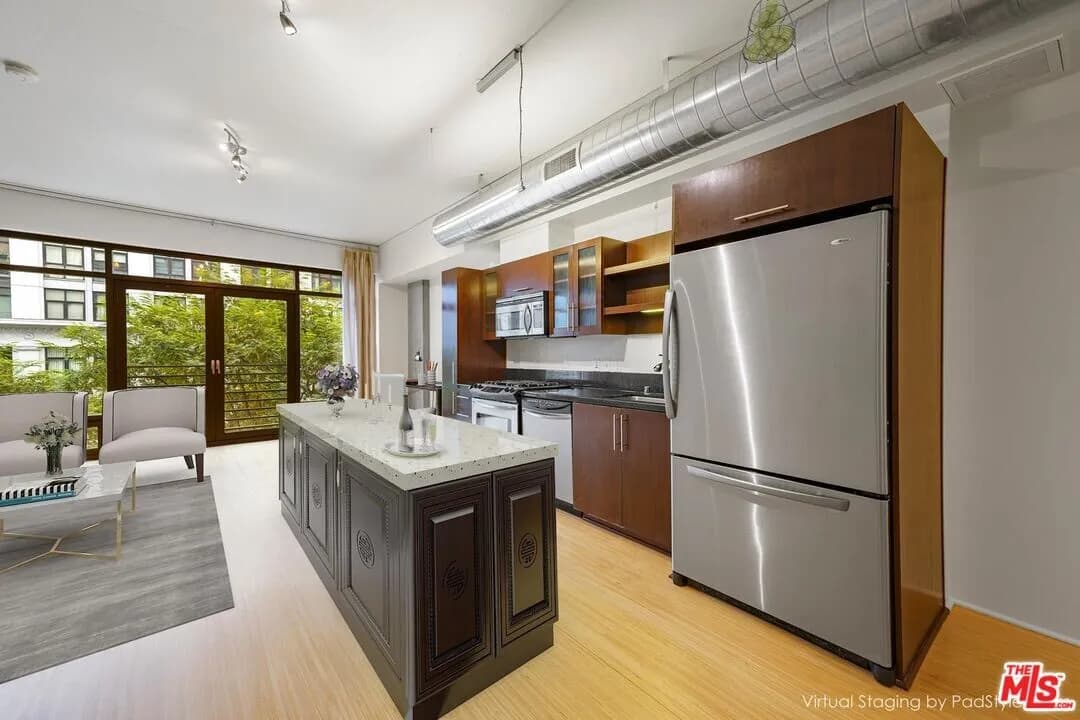 일레븐 다운타운 1bed 1bath
					1 Bed
					Los Angeles's preview 3