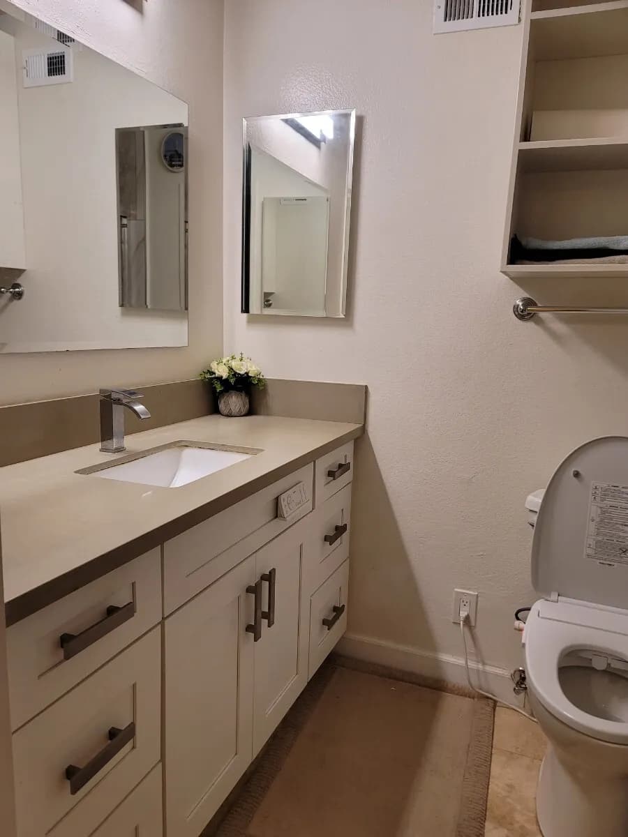 화장실 딸린 Master bed room rent
					하우스
					Cerritos's preview 3