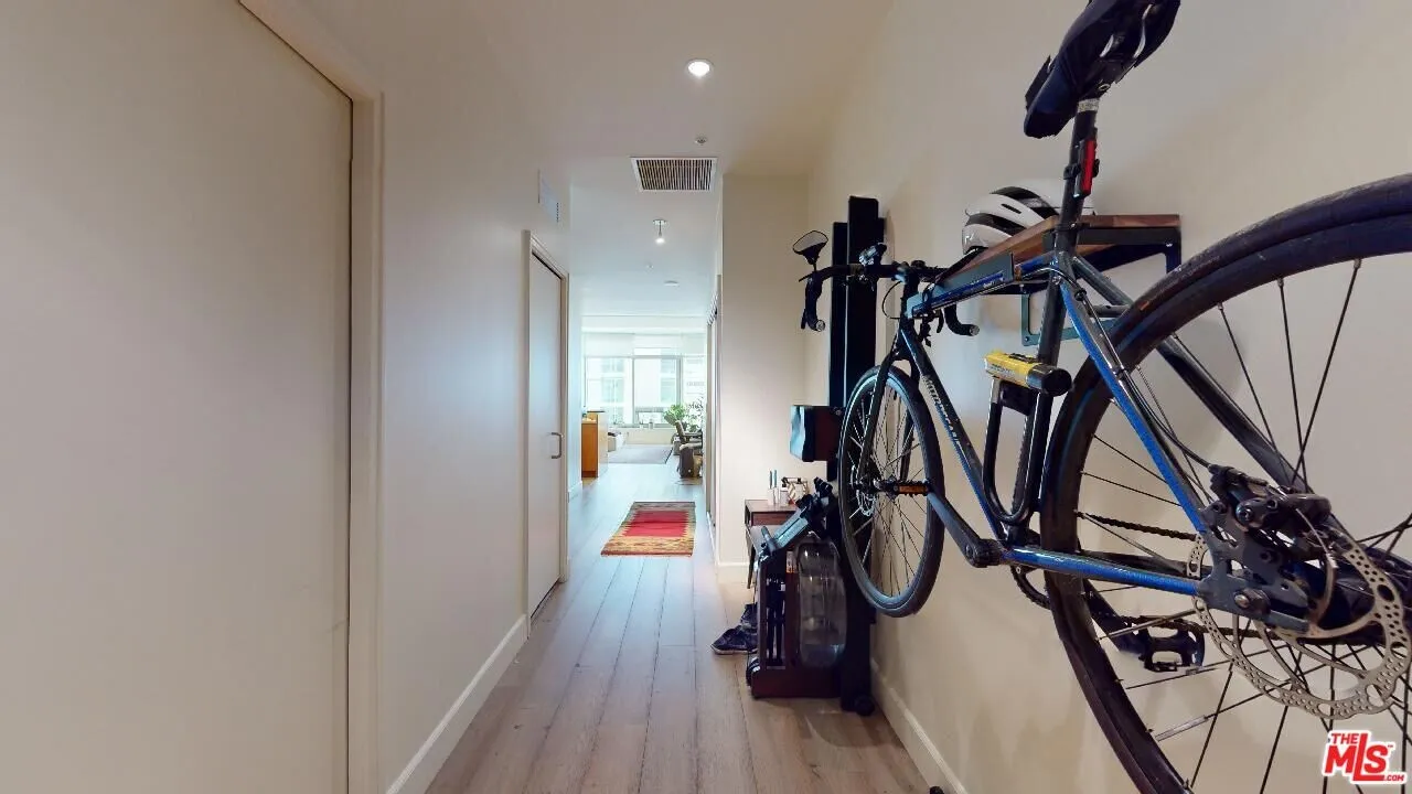 다운타운 사우스파크 Evo 1bed 1bath
					1 Bed
					Los Angeles's preview 3