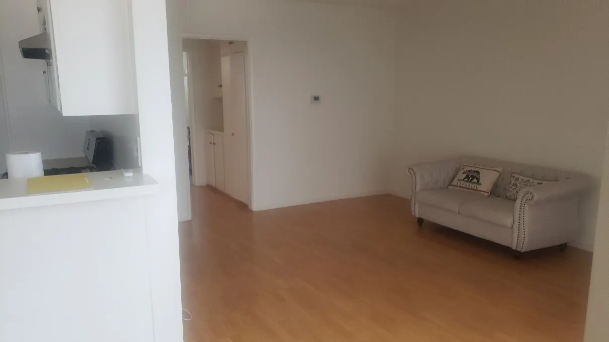 한인타운 렌트 2베드 , 2베스 , 1 파킹
					2 Bed
					Los Angeles's preview 2