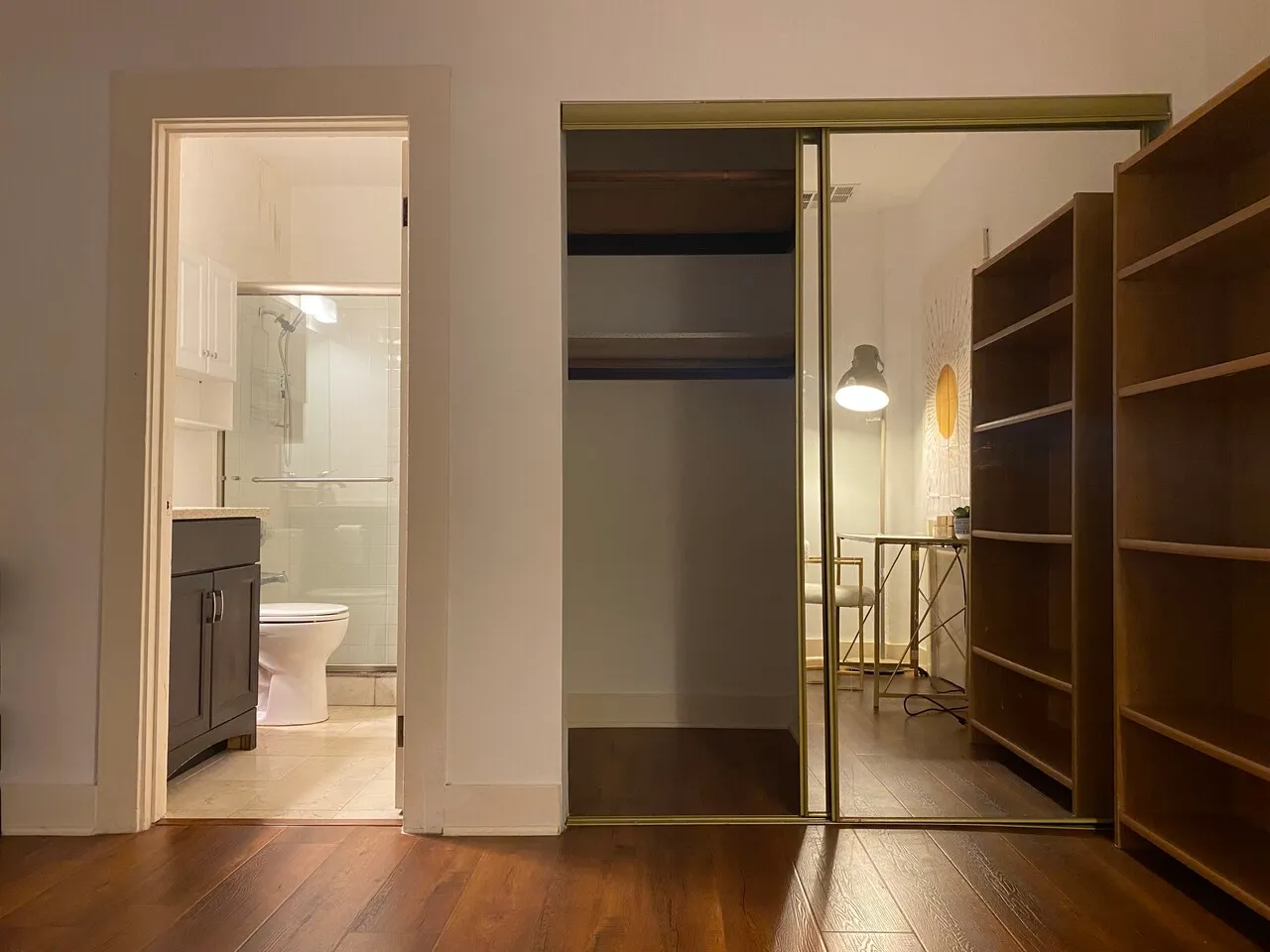한타 1bed 1bath $750
					1 Bed
					한타's preview 3