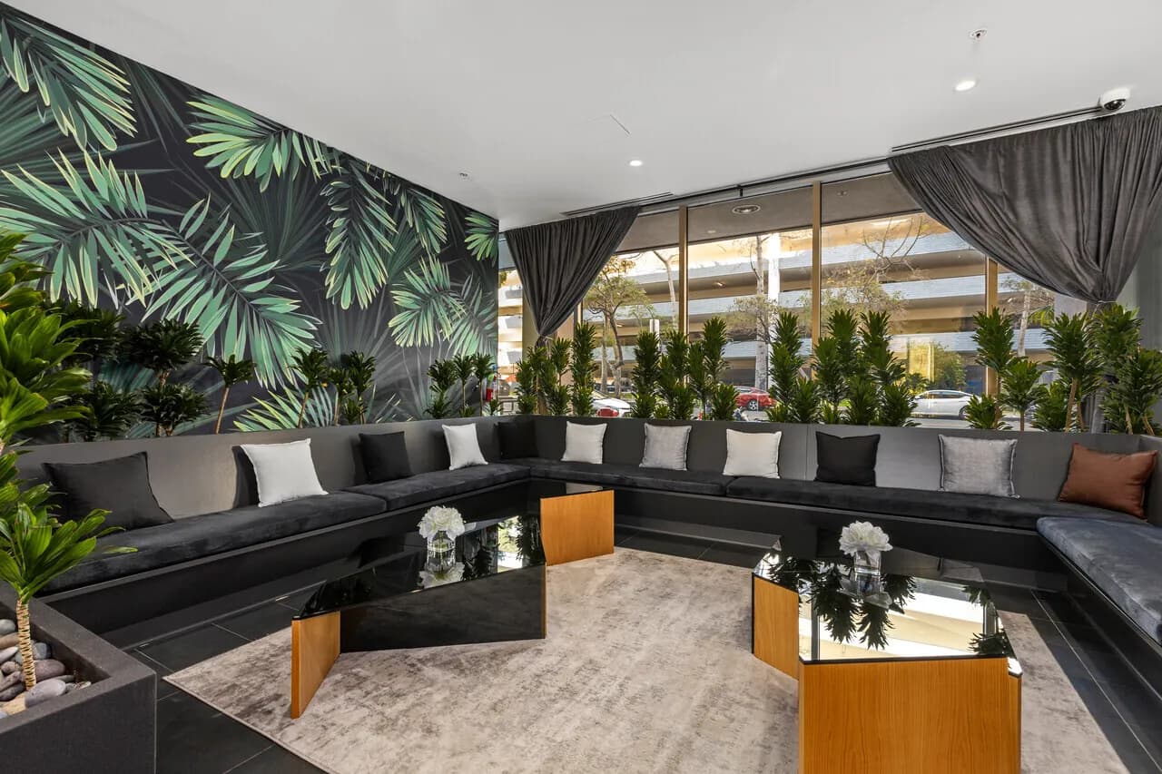 한타7가Hi-Rise 1br1ba+815sf+1달FreeNO소셜유학생OK
					1 Bed
					Los Angeles's preview 1