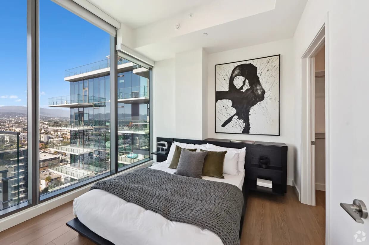 한타신축Hi-Rise OPUS 1br783sf+8주+$1500NO소셜유학생OK
					1 Bed
					Los Angeles's preview 3