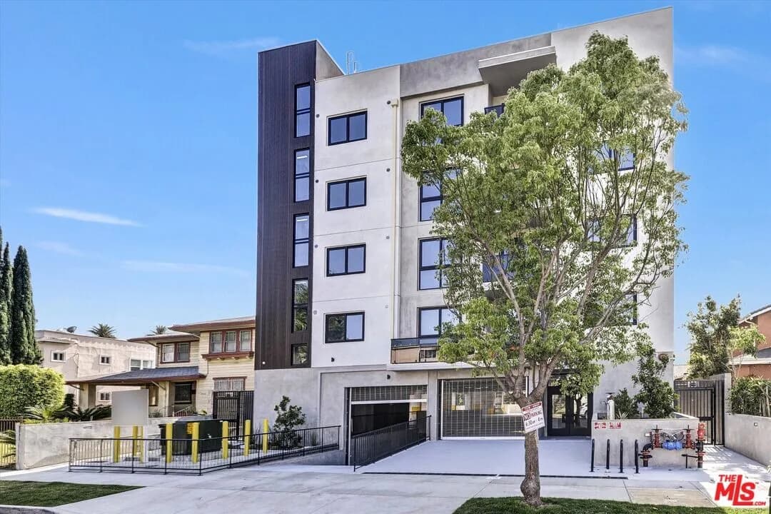 1537 S Wilton Pl 신축 아파트 2 베드 $2900
					아파트
					Los Angeles's preview 0