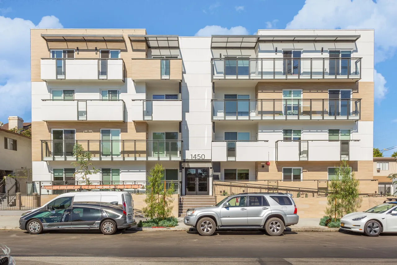 1450 Barrington 아파트 - 현대적인 공동 주거
					아파트
					Los Angeles's preview 3