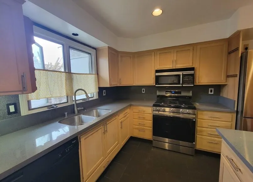 Rancho Palos Verdes 타운홈, $4,700
					타운하우스
					Rancho Palos Verdes's preview 3