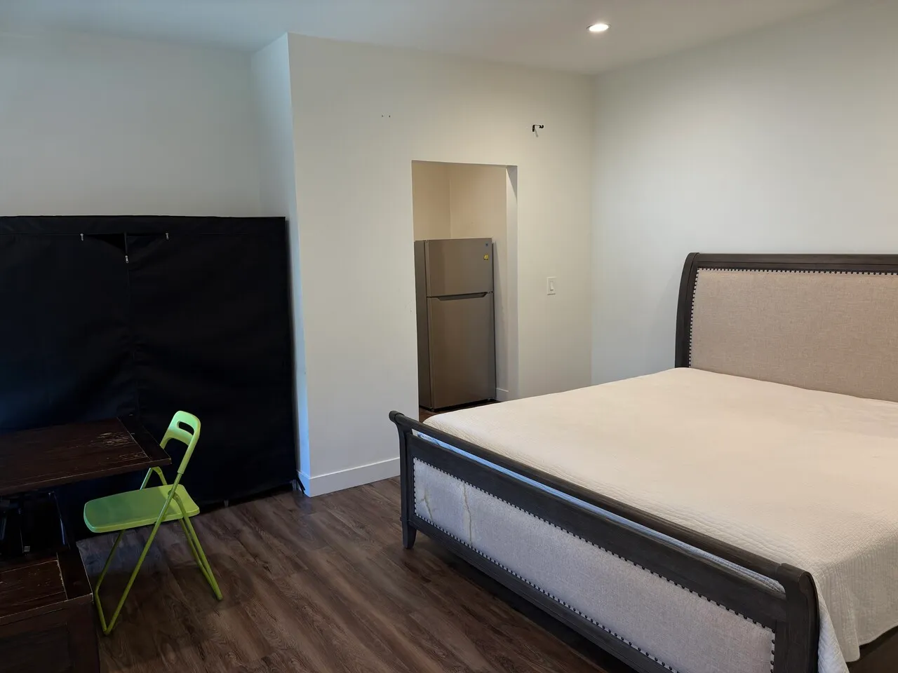 한타 완전 NEW 리모델링 넓은 2bd+2ba+2파킹 ($2350)
					2 Bed
					Los Angeles's preview 2