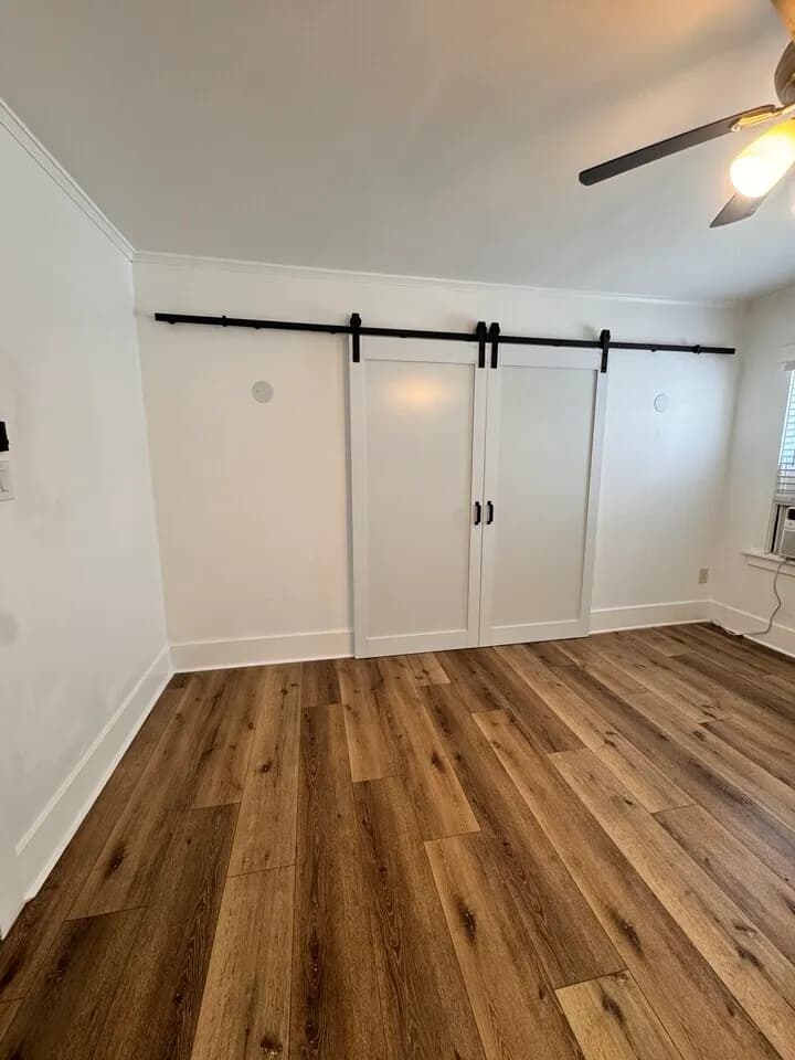한인타운 2Bed+ 1Bath, 냉장고, 세탁기, - $2,300
					2 Bed
					Los Angeles's preview 1