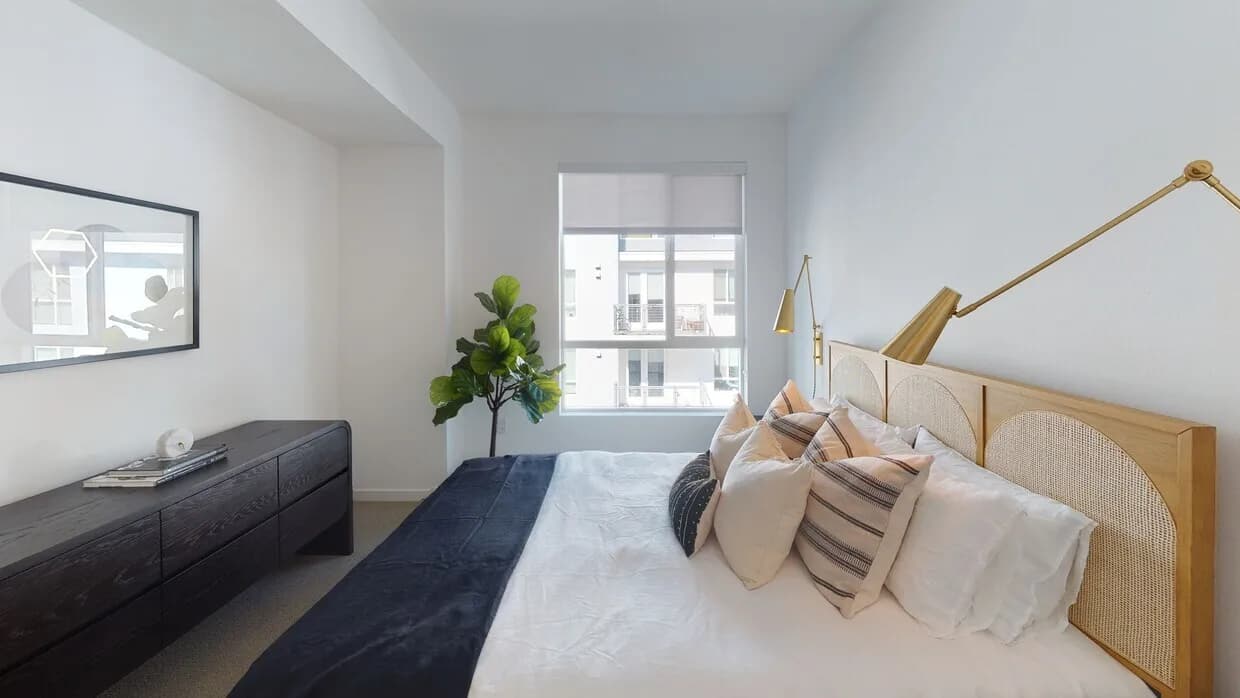 한타DTLA1br+덴 800sf+2달+$1000Free2파킹NO소셜유학생OK
					1 Bed
					Los Angeles's preview 3