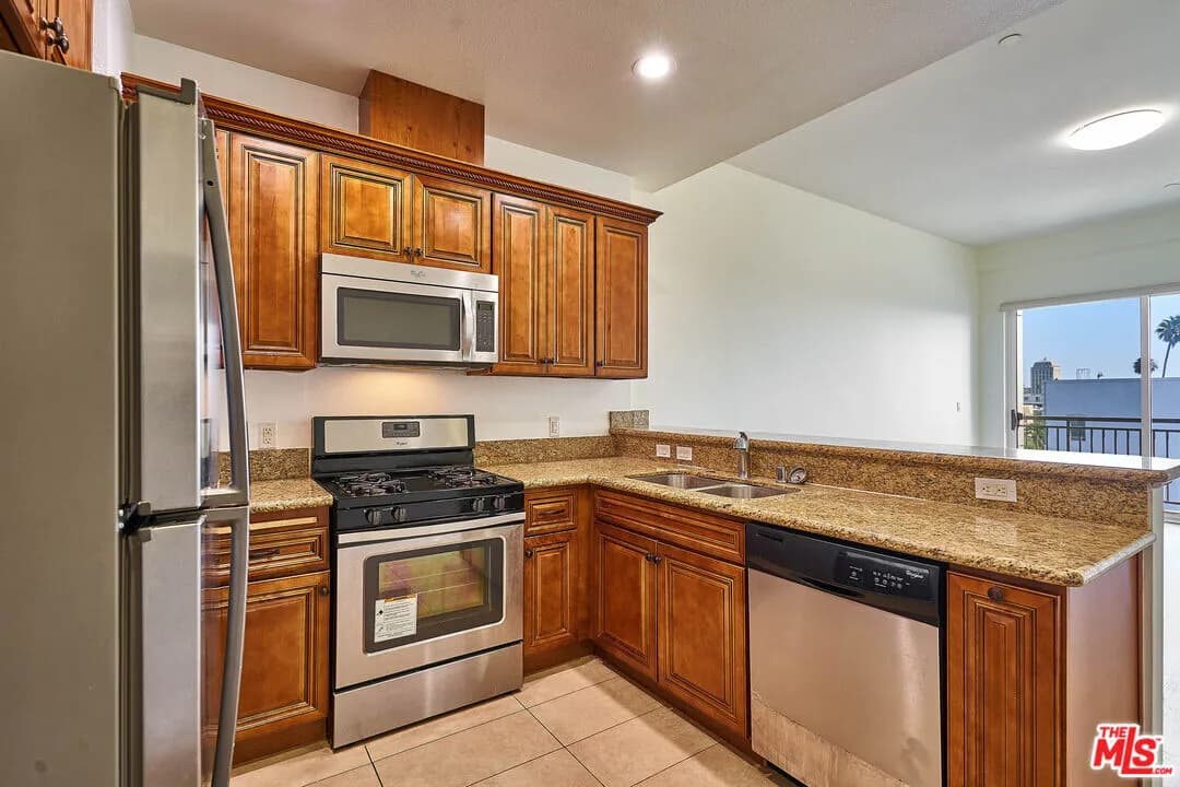 3가 그레머시 2 베드 $2750
					아파트
					Los Angeles's preview 2