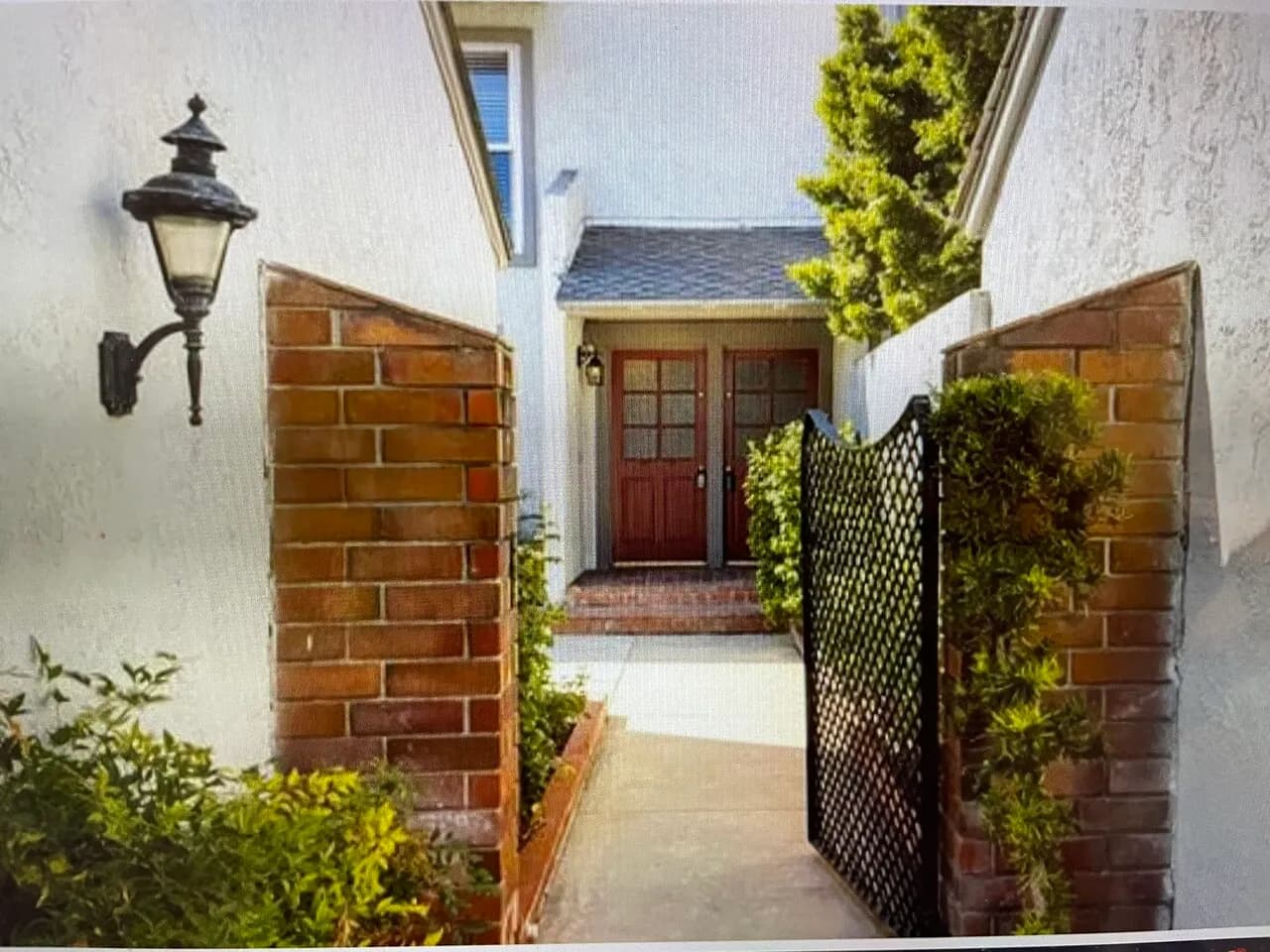 Furnished Room+Private Bath+Parking (La Mirada)
					1 Bed
					La Mirada's preview 0