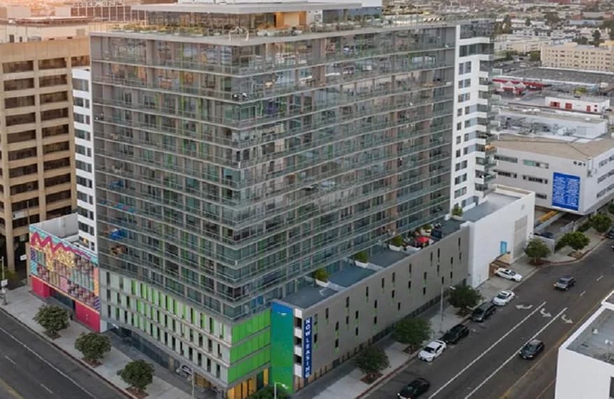 한타윌셔Hi-rise jr1br+4주Free+2파킹가능NO소셜유학생OK
					Studio
					Los Angeles's preview 0