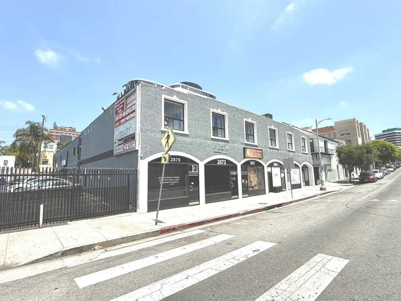 한인타운 소매 공간 with designated parking spot & in-unit bathroom
					오피스
					Los Angeles's preview 1