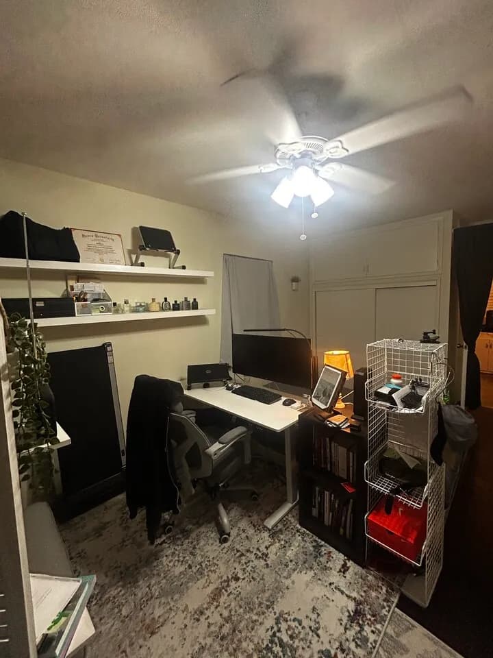 가든그로브 뒷채, STUDIO RENT $850 / PER MONTH
					뒷채
					Garden Grove's preview 0