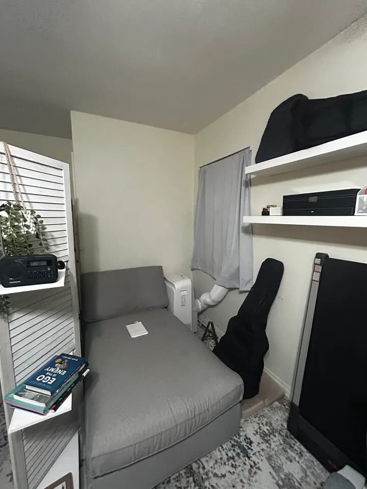 가든그로브 뒷채, STUDIO RENT $850 / PER MONTH
					뒷채
					Garden Grove's preview 1