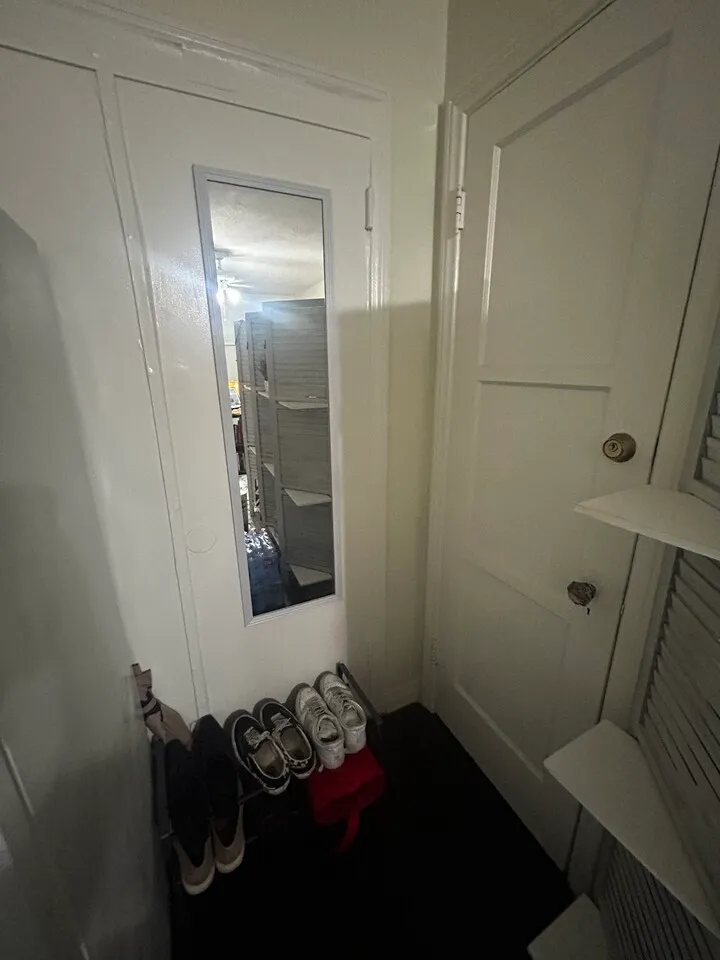 가든그로브 뒷채, STUDIO RENT $850 / PER MONTH
					뒷채
					Garden Grove's preview 3
