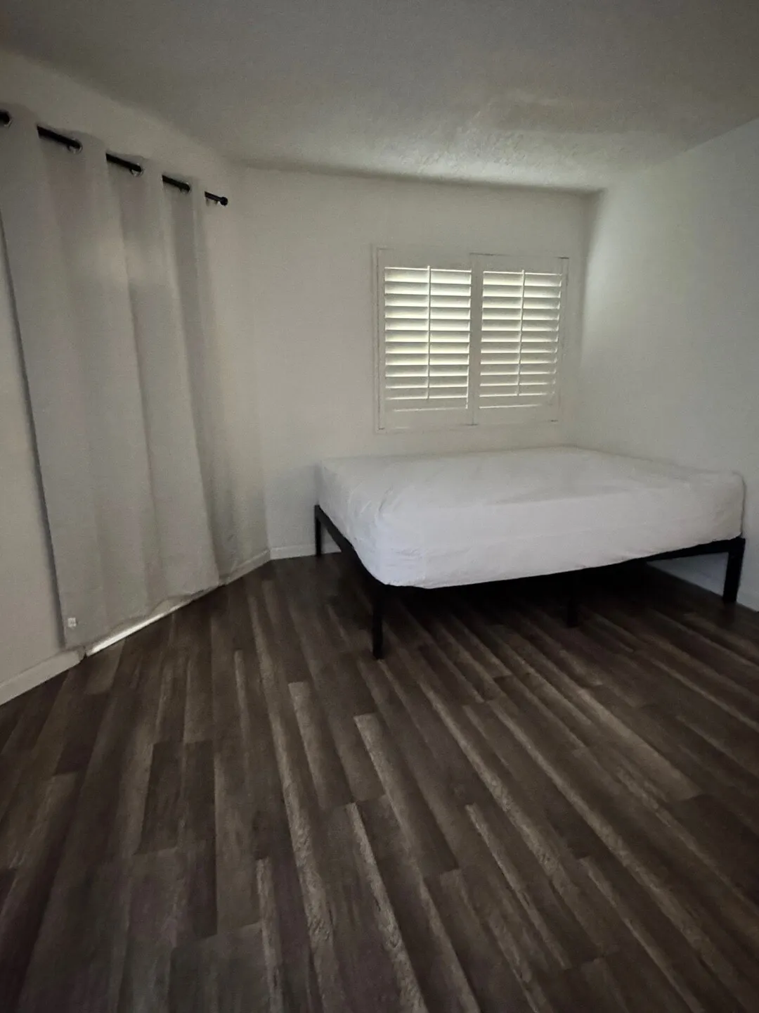 쾌적한 2Beds and 1Bath
					2 Bed
					Buena Park's preview 1